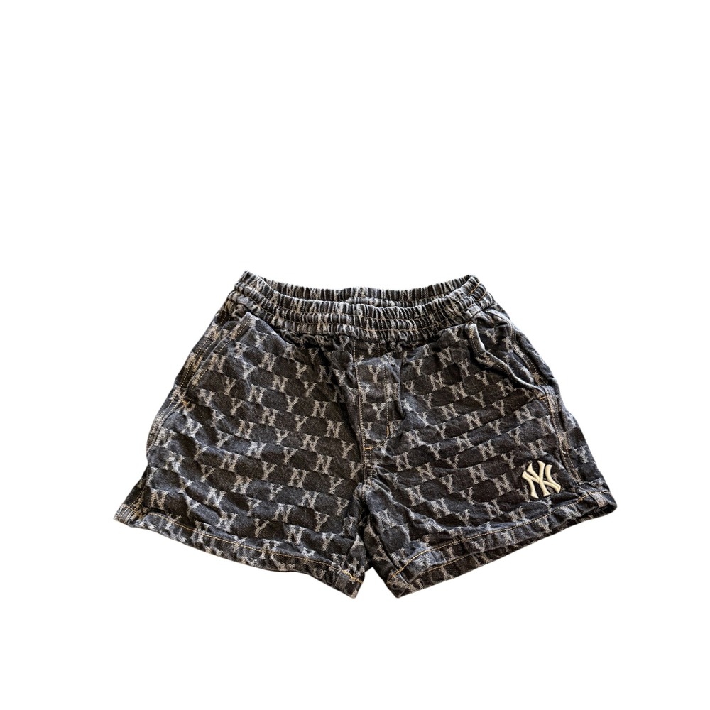 MLB New York Yankees Monogram Denim Shorts Black Washed Elastic Waist 31STC1031